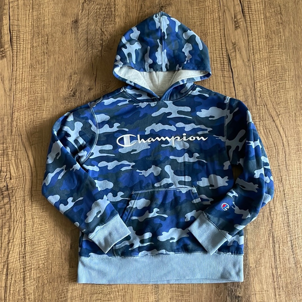 Youth Boys Champion blue camo pullover Hooded sweatshirt Size medium VGUC